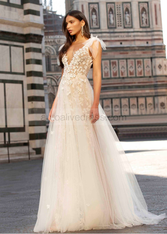 Ivory Lace Tulle V Back Exquisite Wedding Dress